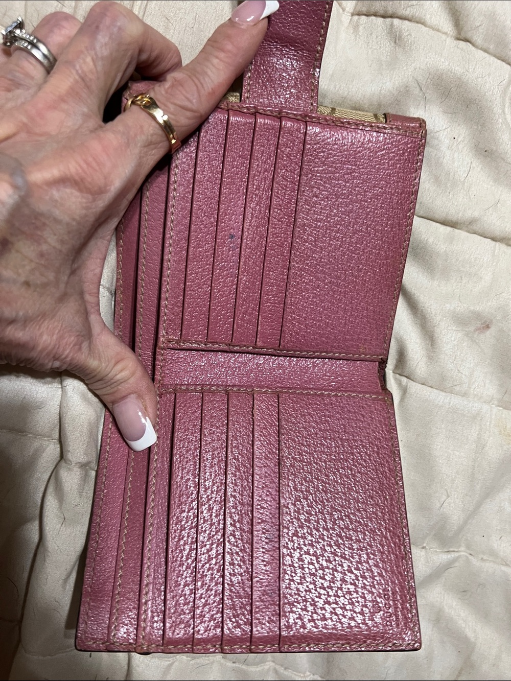Gucci Beige Canvas Wallet with Pink Leather Trim - Picture 5 of 5